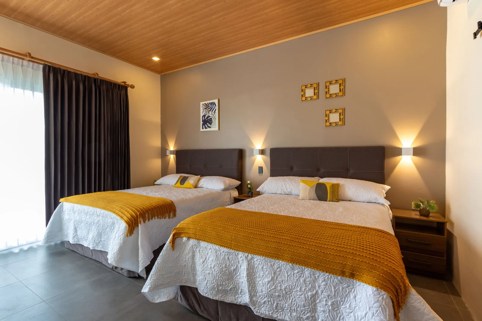 Mayoli Hill Deluxe Farmhouse